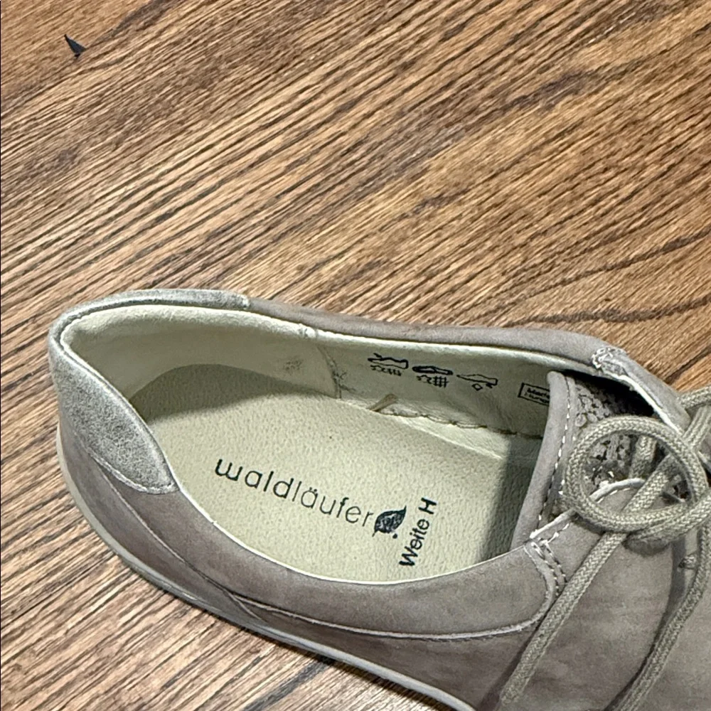 Orthofeet‎ Women's Stylish Tan and Gray Flats
